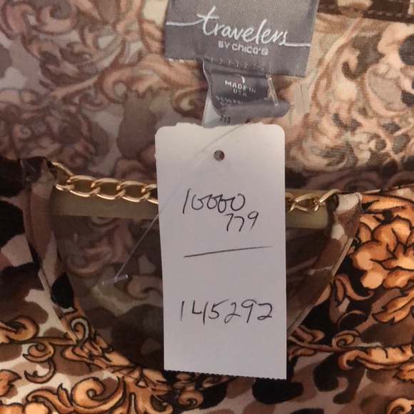 Chico’s Size 1 NWT Top - Picture 3 of 4